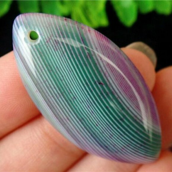 Lakeview Apparel Jewelry - Unique Green Stripes Agate Marquise Pendant Bead
